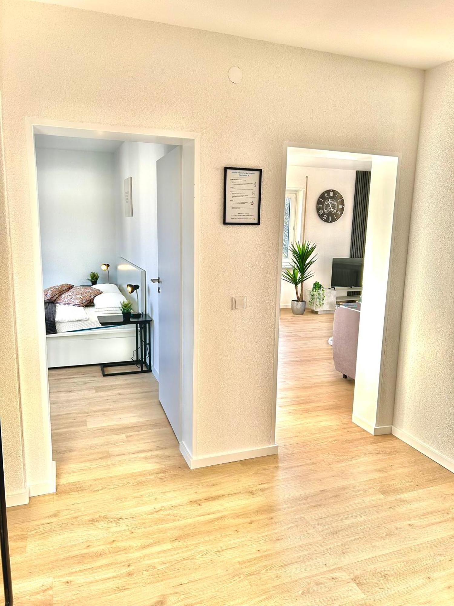 Appartement Diamond Apartments: Residenz Dreilaendereck Nahe Flughafen *