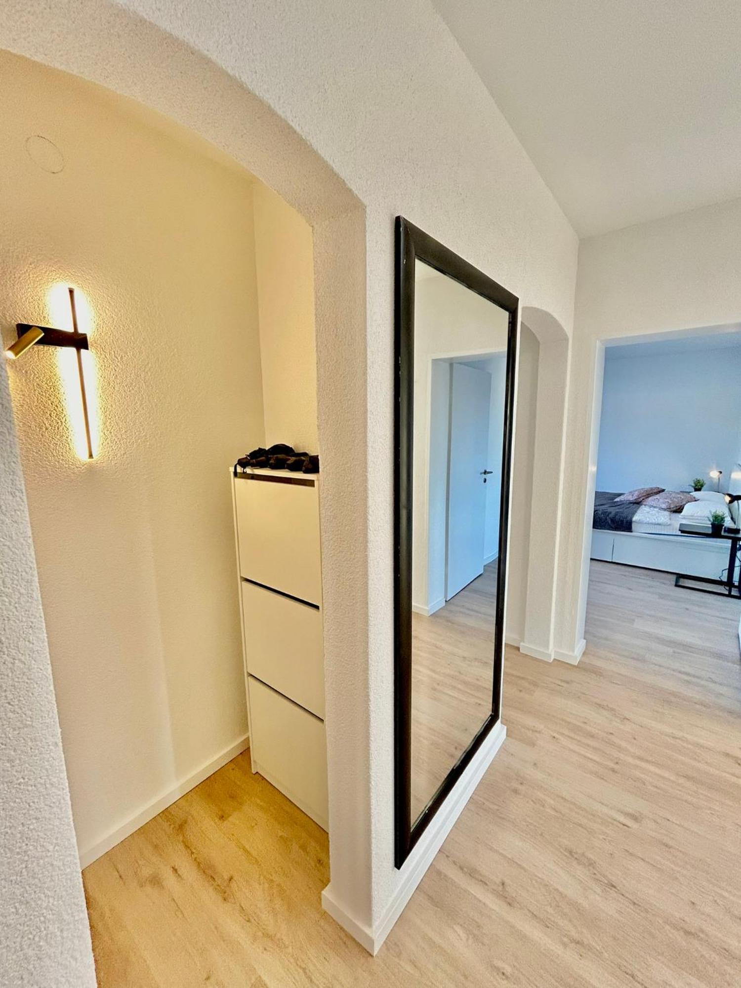 Diamond Apartments: Residenz Dreilaendereck Nahe Flughafen *